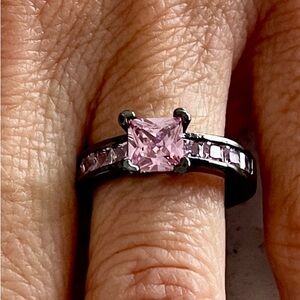 Elegant Pink and Black Solid Sterling 925 Silver Ring Quite Original Brand New..